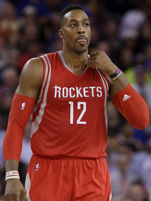 拉菲尼亚：巴萨复兴的领军人物（拉菲尼亚：引领巴萨复兴的核心力量）