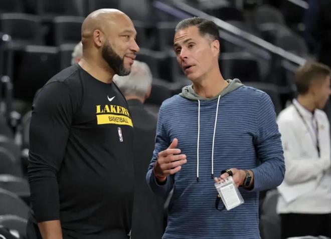 邮报：爱尔兰U19女足比赛前，现场却误放了英国国歌（《邮报》：爱尔兰U19女足赛前现场误播英国国歌）