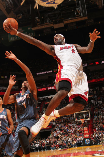 鲁杰里：西蒙尼和加帅有共通之处；我们有效限制了国米的发挥（鲁杰里：西蒙尼与加帅颇多相似；我们成功压制了国米的表现）