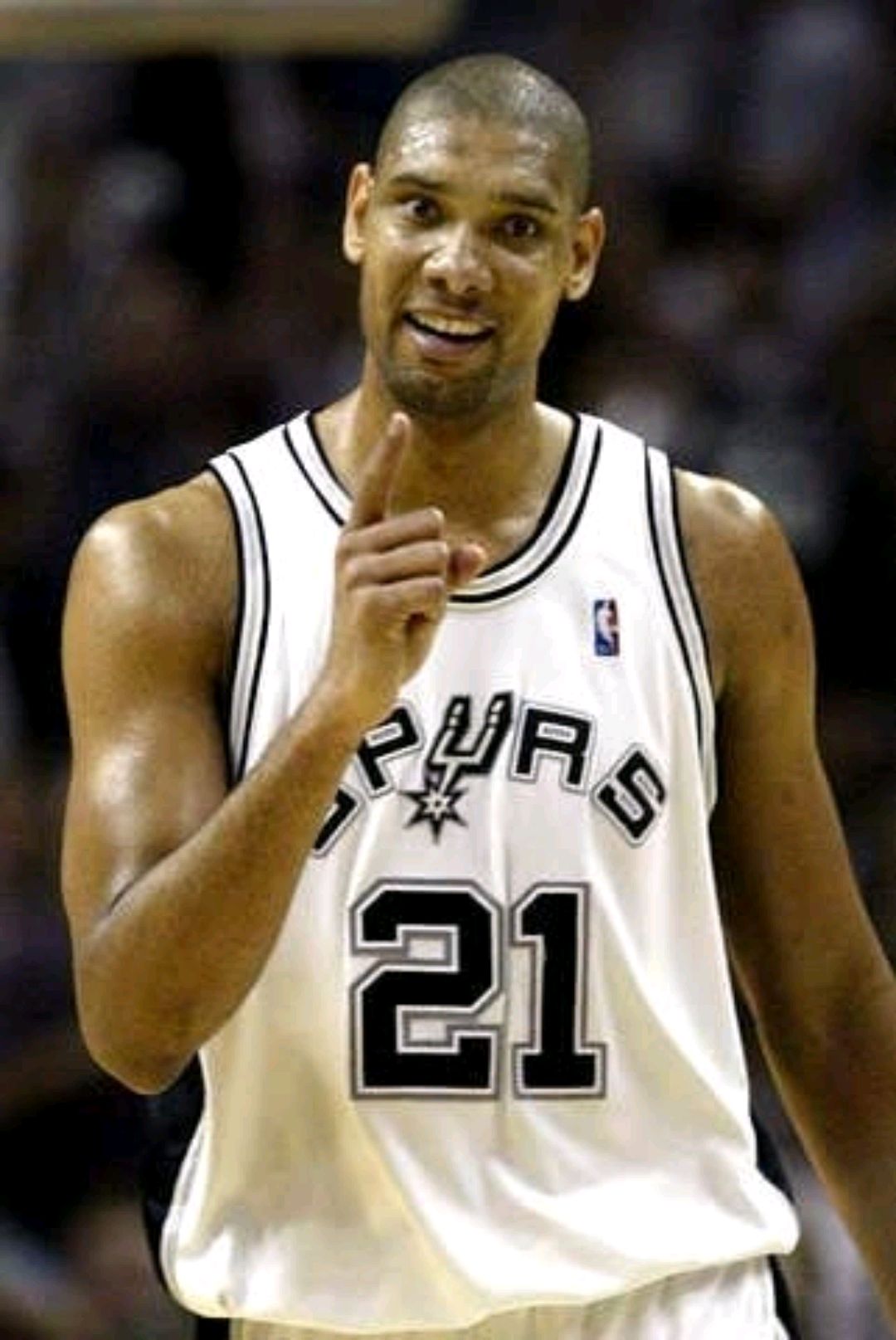 伊朗队攻守平衡实力不容小觑（攻防均衡的伊朗队不可低估）